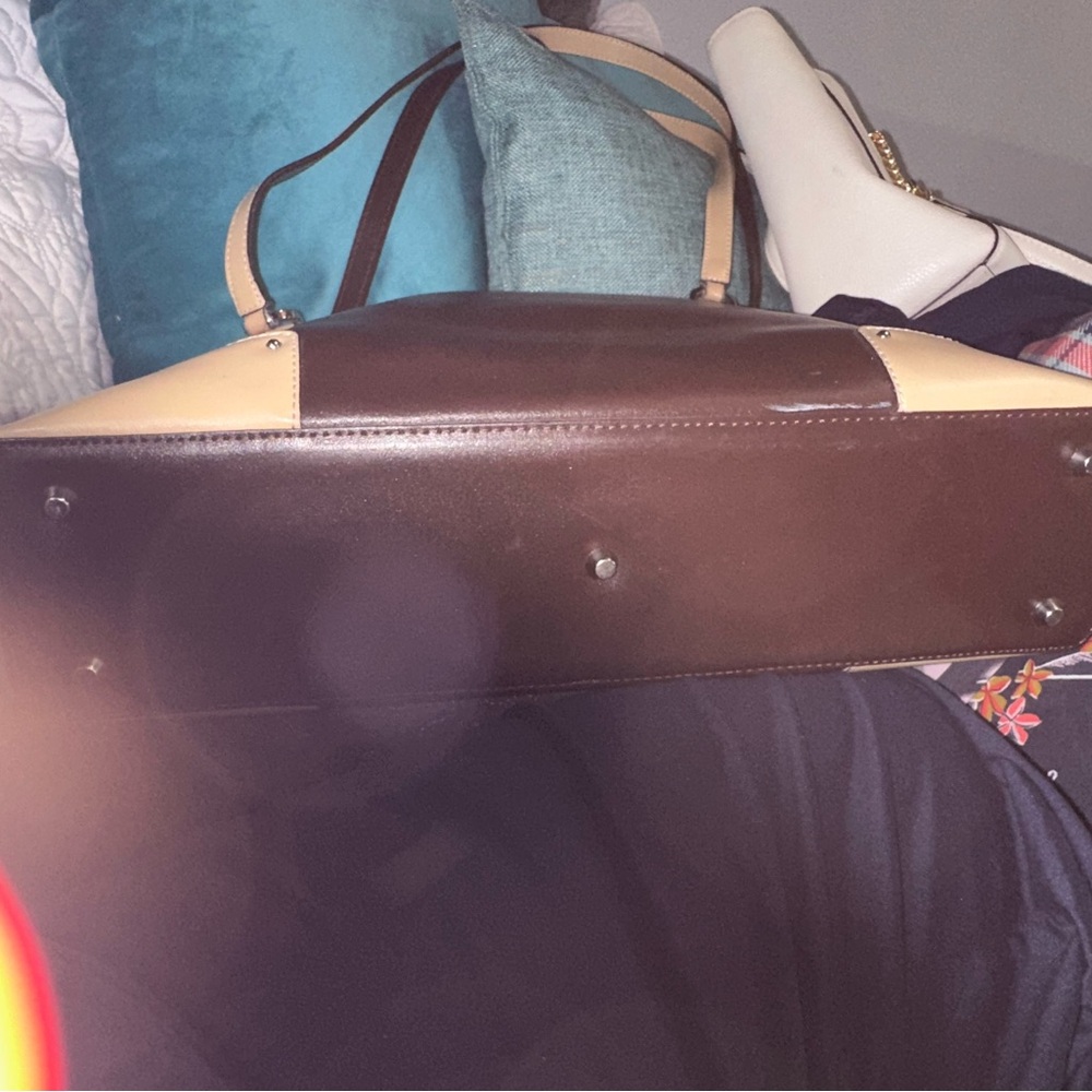 Arcadia Dark Brown Leather Interior - Picture 5 of 12